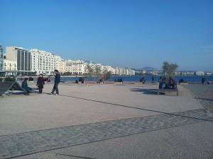 Χώρος συνάντησης με θέα την παραλία